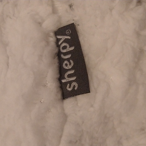 Knee Length Robe - Picture 6 of 10